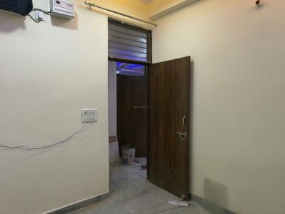 Bedroom Image of 1200 Sq.ft 3 BHK Apartment / Flat for sale in Govindpuram Ghaziabad for Rs. 5065000
