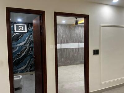 Bedroom Image of 1400 Sq.ft 3 BHK Builder Floor for rent in Mansarover Garden New Delhi for Rs. 50000