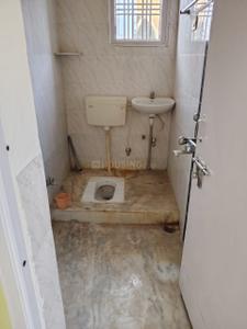 Bathroom Image of 700 Sq.ft 2 BHK Builder Floor for rent in Rukanpura Patna for Rs. 9000