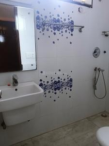 Bathroom Image of 1800 Sq.ft 3 BHK Builder Floor for rent in Subhash Nagar New Delhi for Rs. 50000