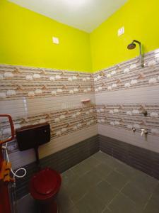 Bathroom Image of 1210 Sq.ft 3.5 BHK Independent House for sale in Kollampalayam Erode for Rs. 7800000