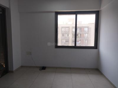 Living Room Image of 2637 Sq.ft 3.5 BHK Apartment / Flat for sale in Shivalay Parisar, Kudasan Gandhinagar for Rs. 14100000