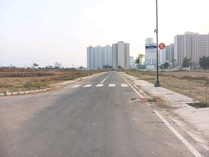 Vatika Express City Plots Main Image 1