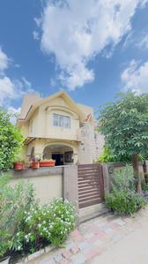Image of 4050 Sq.ft 4 BHK Independent House for sale in Ambli, Ahmedabad for Rs. 70000000