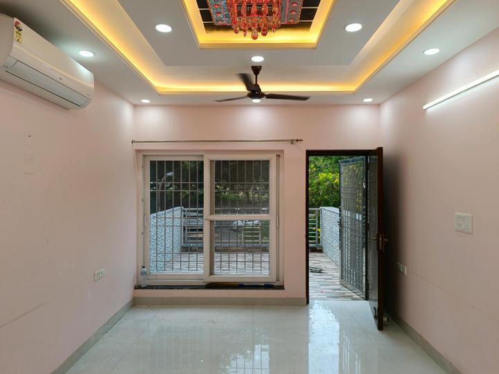 Gallery Cover Pic of DDA Pocket D2