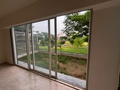 Balcony Image of 6168 Sq.ft 4.5 BHK Villa for sale in Godrej Golf Links Villas, Jaypee Greens Greater Noida for Rs. 140000000