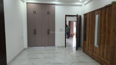 Bedroom Image of 2200 Sq.ft 3 BHK Apartment / Flat for rent in Sector 105 Noida for Rs. 60500