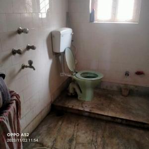 Bathroom Image of 850 Sq.ft 2 BHK Independent House for rent in Garia, Sonarpur Kolkata for Rs. 13000