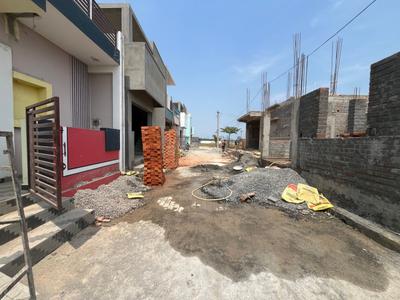 Image of 600 Sq.ft Residential Plot / Land for sale in Red Hills, Chennai for Rs. 1800000