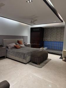 Bedroom Image of 5800 Sq.ft 7 BHK Independent House for sale in New Friends Colony New Delhi for Rs. 325000000