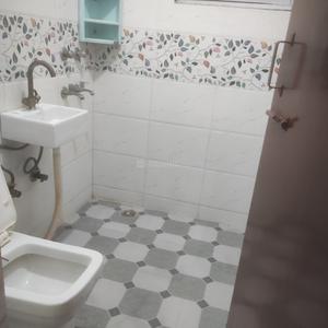 Image of 600 Sq.ft 1 BHK Apartment / Flat for rent in Brothers Apartment, Patparganj, New Delhi for Rs. 21000