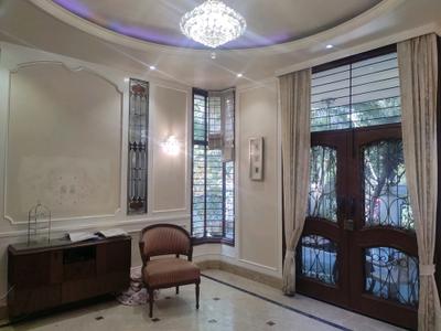 Living Room Image of 6900 Sq.ft 5 BHK Independent House for sale in Sector 15A Noida for Rs. 195000000