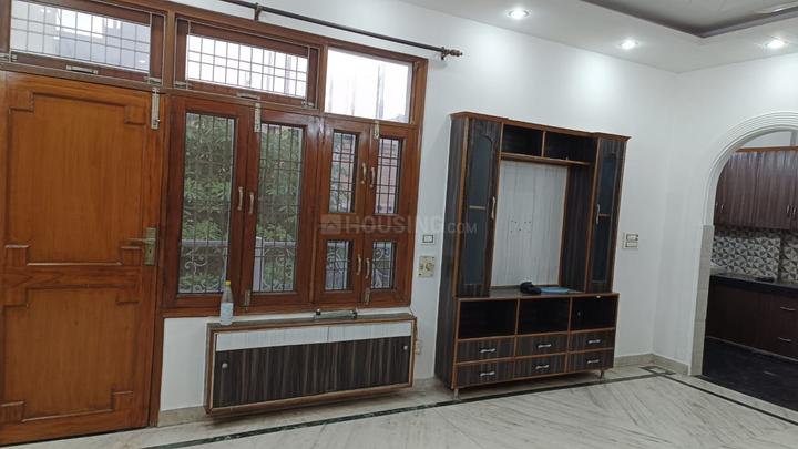 C Block, Preet Vihar Bedroom 1