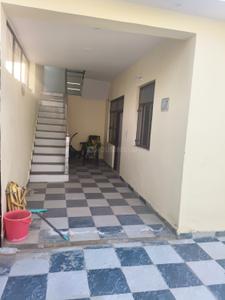 Image of 1900 Sq.ft 2.5 BHK Independent House for rent in Gopal Pura, Agra for Rs. 12000