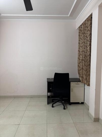 Vardhman Silver Crown Main Image 1