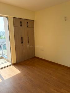 Bedroom Image of 1570 Sq.ft 4 BHK Apartment / Flat for rent in Godrej Windsor At Godrej Golf Links, Jaypee Greens Greater Noida for Rs. 65000
