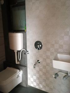 Common Bathroom Image of 650 Sq.ft 1 BHK Apartment / Flat for rent in JH Regency Park, Kalyan East Kalyan for Rs. 13500