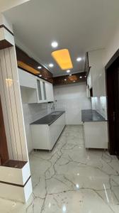 Kitchen Image of 930 Sq.ft 2 BHK Apartment / Flat for sale in Royal Residency, Sector 73 Noida for Rs. 3800000