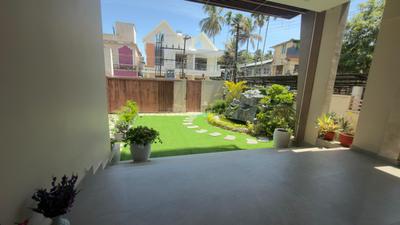 Balcony Image of 5800 Sq.ft 4 BHK Independent House for sale in Thoppumpady Kochi for Rs. 72500000