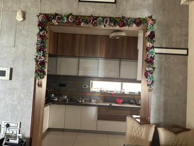 Kitchen Image of 2600 Sq.ft 4 BHK Apartment / Flat for sale in Goyal Riviera Blues, Prahlad Nagar Ahmedabad for Rs. 27500000