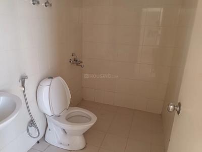 Bathroom Image of 1420 Sq.ft 2 BHK Builder Floor for rent in Vatika Iris Floors, Sector 83 Gurgaon for Rs. 20000