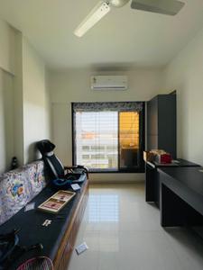 Hall Image of 1350 Sq.ft 3 BHK Apartment / Flat for sale in Empress Tower, Vasai West Vasai for Rs. 12500000