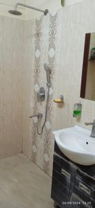 Bathroom Image of 3500 Sq.ft 9 BHK Independent House for sale in Kasba Kolkata for Rs. 27000000