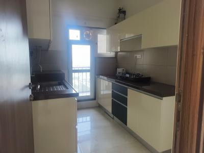 Kitchen Image of 812 Sq.ft 2 BHK Apartment / Flat for rent in Shapoorji Pallonji BKC 28, Bandra East Mumbai for Rs. 125000