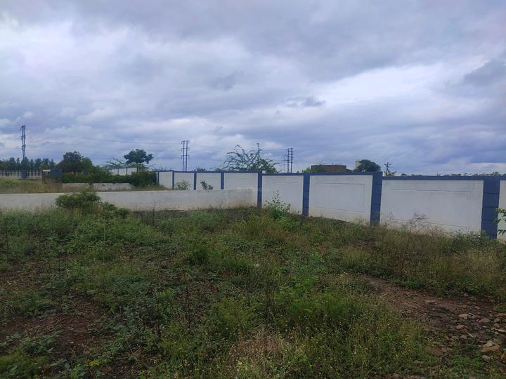 Loni Kalbhor Main Image 1