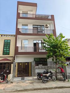 Image of 625 Sq.ft 6 BHK Independent House for sale in Delta I, Greater Noida for Rs. 17500000