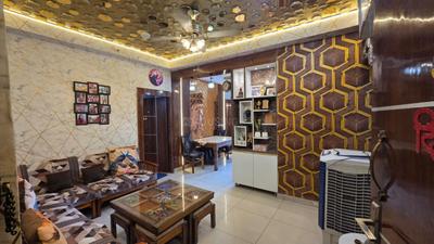Hall Image of 1475 Sq.ft 2.5 BHK Apartment / Flat for sale in Paramount Symphony, Crossings Republik Ghaziabad for Rs. 11000000