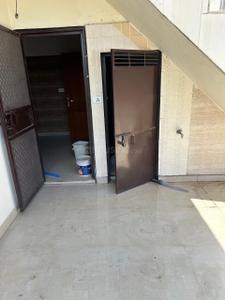 Image of 650 Sq.ft 2 BHK Builder Floor for rent in Rohini Builder Floors, Sector 24 Rohini, New Delhi for Rs. 16000