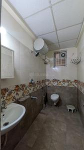 Bathroom Image of 1250 Sq.ft 2 BHK Apartment / Flat for rent in United Meadows, Brookefield Bengaluru for Rs. 50000