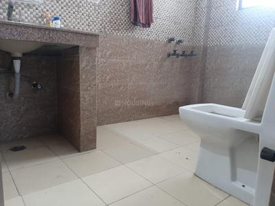 Image of 2600 Sq.ft 5 BHK Duplex for rent in Sector 49, Noida for Rs. 60000