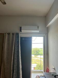 Bedroom Image of 380 Sq.ft 1 RK Studio for rent in Qube Hebitac Apartment , Knowledge Park 3 Greater Noida for Rs. 12000