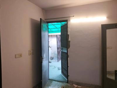 Bedroom Image of 900 Sq.ft 3 BHK Builder Floor for rent in Paschim Vihar New Delhi for Rs. 36000