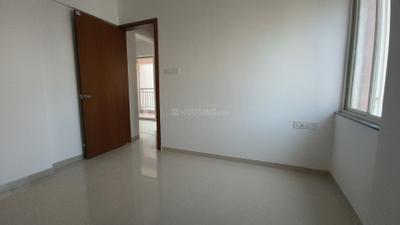 Bedroom Image of 1000 Sq.ft 2 BHK Apartment / Flat for rent in Sky Crest, Hadapsar Pune for Rs. 20000