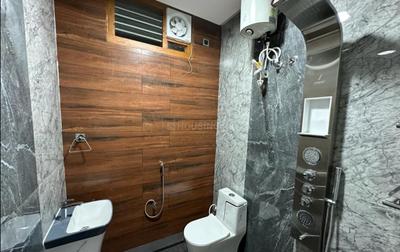 Bathroom Image of 3800 Sq.ft 3 BHK Independent House for sale in Viratripattu Madurai for Rs. 24000000