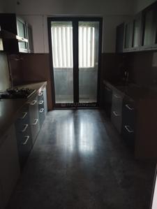 Kitchen Image of 1300 Sq.ft 3 BHK Apartment / Flat for rent in Rustomjee Paramount, Santacruz West Mumbai for Rs. 350000