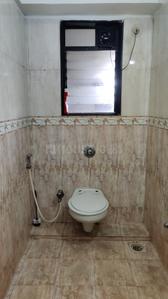 Bathroom Image of 550 Sq.ft 1 BHK Apartment / Flat for sale in Santacruz East Mumbai for Rs. 14100000