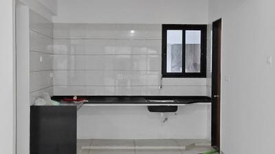 Kitchen Image of 1500 Sq.ft 3 BHK Apartment / Flat for rent in Lilleria Oakwoods, Vadsar Vadodara for Rs. 26000