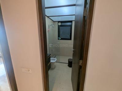 Bathroom Image of 1535 Sq.ft 3 BHK Apartment / Flat for sale in Lunkad Sky Vie, Viman Nagar Pune for Rs. 32500000