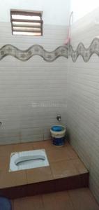 Bathroom Image of 180 Sq.ft 1 BHK Independent House for rent in Bank More Dhanbad for Rs. 3500