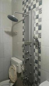 Bathroom Image of 1200 Sq.ft 3 BHK Apartment / Flat for rent in Agrawal Sagar Landmark, Ayodhya Bypass Bhopal for Rs. 18000