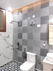 Common Bathroom Image of 2250 Sq.ft 4 BHK Builder Floor for sale in Sector 85 Faridabad for Rs. 21500000