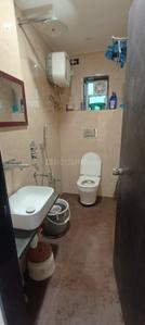 Bathroom Image of 1500 Sq.ft 3 BHK Apartment / Flat for rent in Manish Nagar Nagpur for Rs. 29000