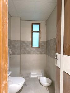 Common Bathroom Image of 1850 Sq.ft 4 BHK Builder Floor for sale in Vasundhara Ghaziabad for Rs. 22500000