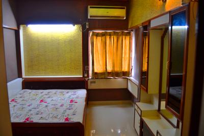 Bedroom Image of 2000 Sq.ft 3 BHK Apartment / Flat for rent in Maninagar Ahmedabad for Rs. 28000