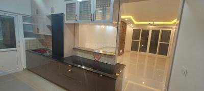 Kitchen Image of 1950 Sq.ft 3 BHK Apartment / Flat for rent in Shriram Southern Crest, Kumaraswamy Layout Bengaluru for Rs. 75000