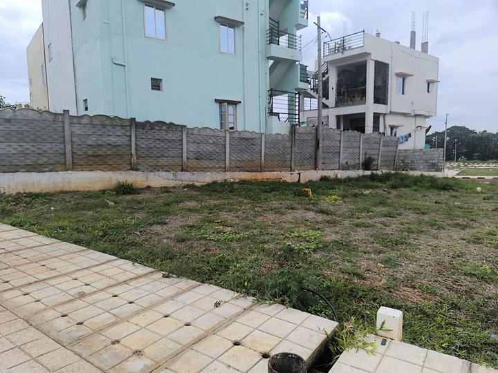 Spoorthy Divine Main Image 1